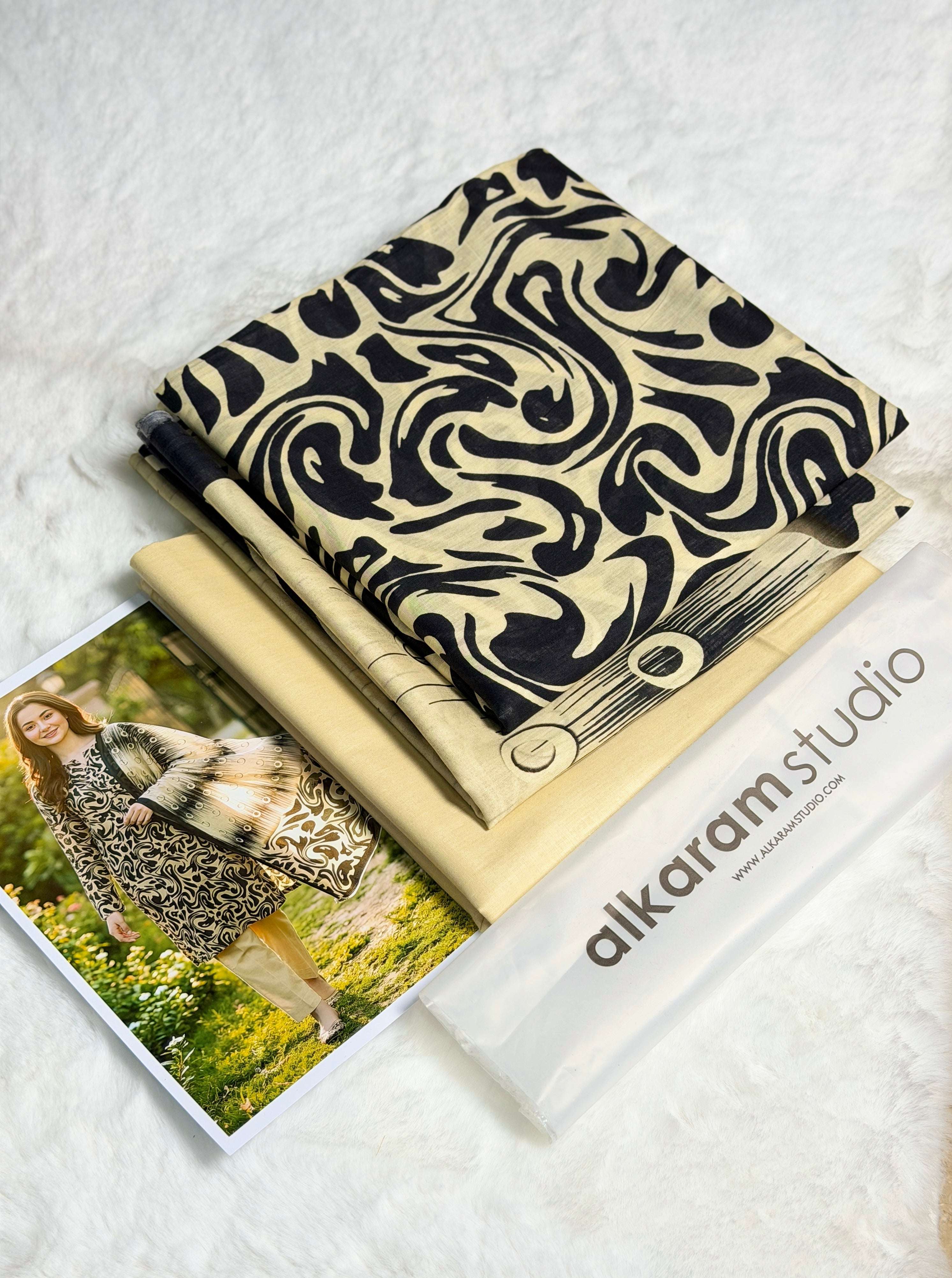 Alkaram Studio Premium Printed Lawn 3-Piece - Image 2
